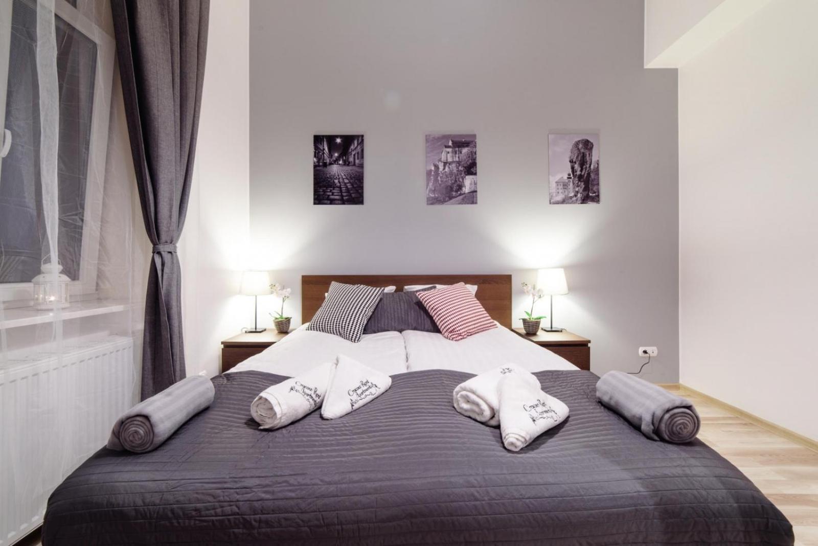Cracow Rent Apartments: Spacious Stays Near Main Square - Krakow, Krakow